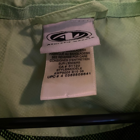 Green Athletic coat - Picture 3 of 3